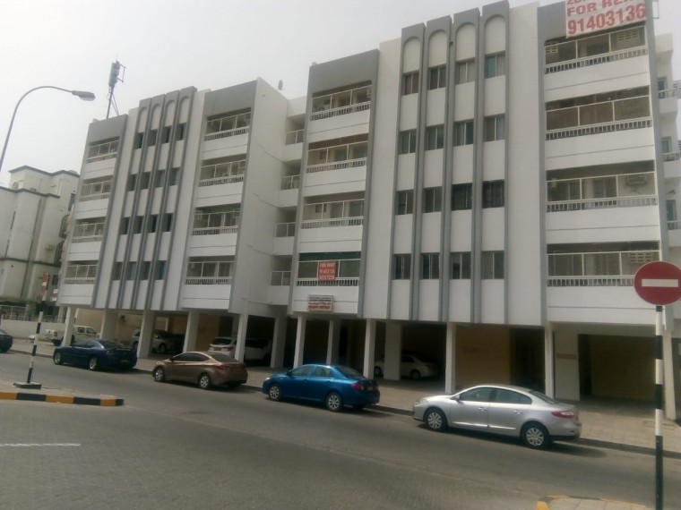 شقه للايجار في مطرح