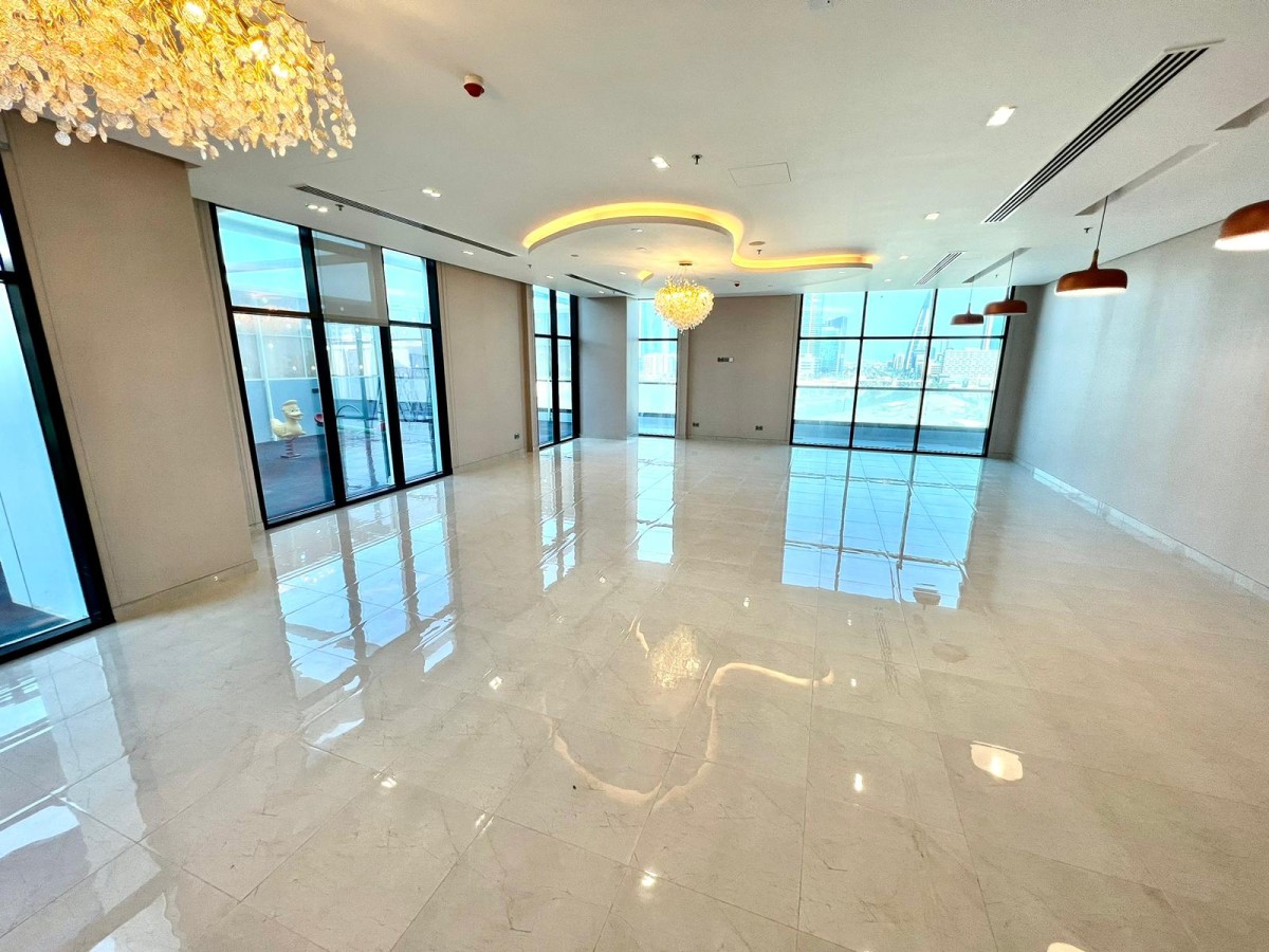 للايجار شقة مفروشة مطلة عالبحر في وسط المنامة