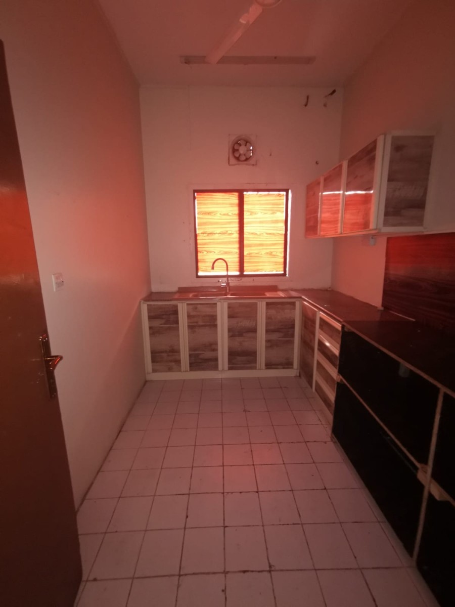 للإيجار شقة في الحجيات بالقرب من رامز