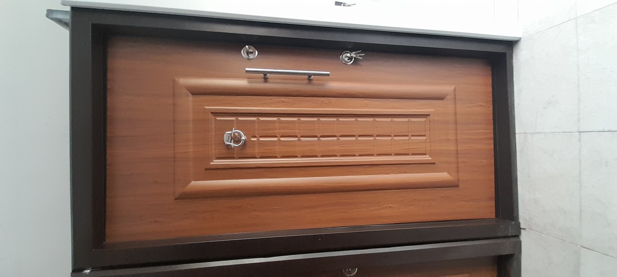 شركة الريسي للابواب الاوتوماتيك والأبواب الداخلي